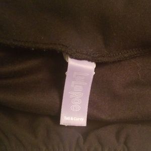 Tc Lularoe black leggings